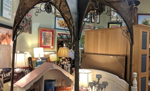 Round the House Consignment