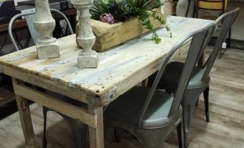 Rare Finds Decor by Brenda Howard