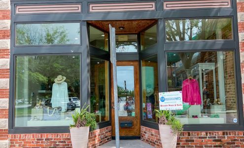 Blossom Shoes & Such - Greenwood Greenwood