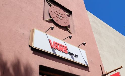 Nike Clearance Store - Alpine