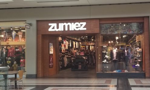 Zumiez