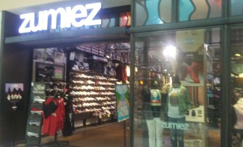 Zumiez