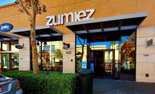 Zumiez