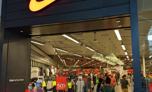 Nike Factory Store - Ontario
