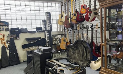 Johnnys Buy Sell Trade