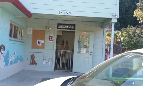 Barkers Pet Supplies