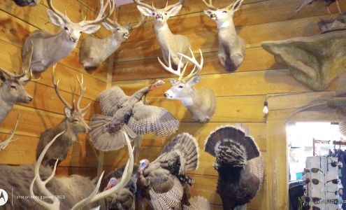 C W W Feed Store & More San Ysidro