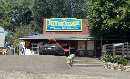 River Store Coloma