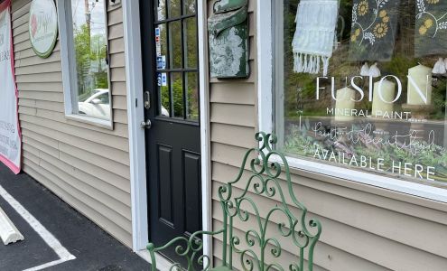 Flipped Furniture & Home