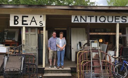 Bea's Antiques