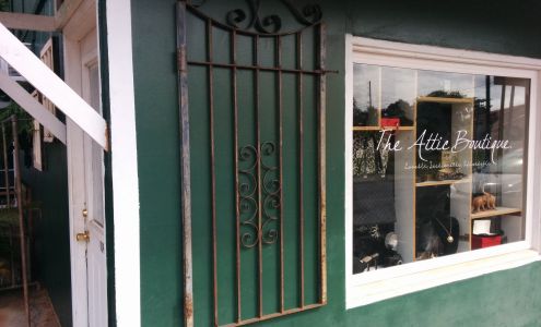 The Attic Boutique Kaunakakai