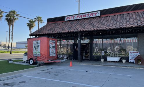 Pet Pantry Signal Hill