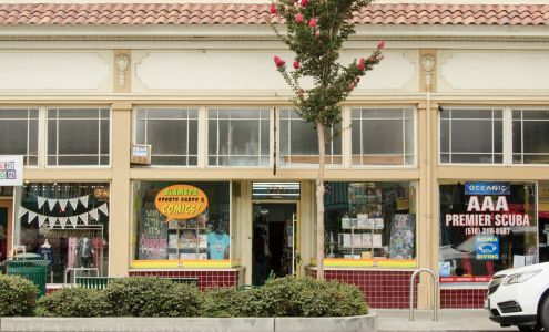 Alameda Sports Cards & Comics
