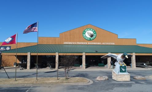 Mack's Prairie Wings Stuttgart