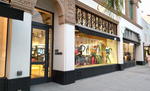 Nike Well Collective - Pasadena