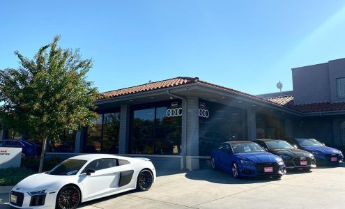 Rusnak/Westlake Audi Service and Parts Department