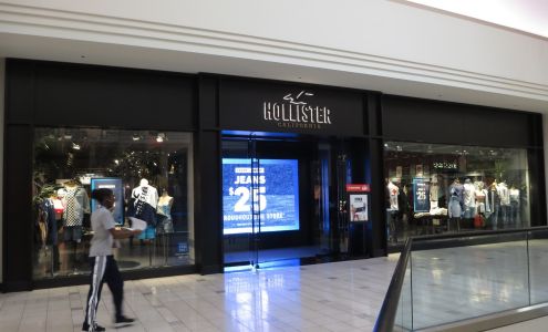 Hollister Co.