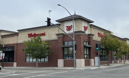 Walgreens Livermore