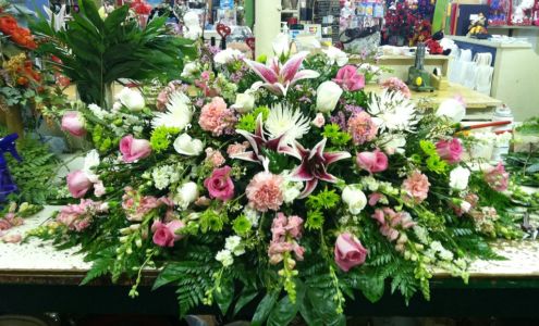 Elegant Blooms, LLC 6 N Morgan Ave, Andrews South Carolina 29510