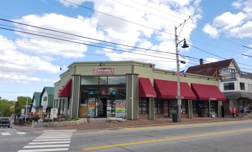 Sherman's Maine Coast Book Shop Freeport