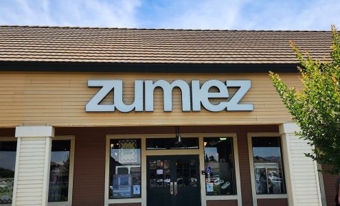 Zumiez