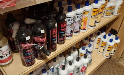 R T Farms --Equine and Livestock feed and supplies