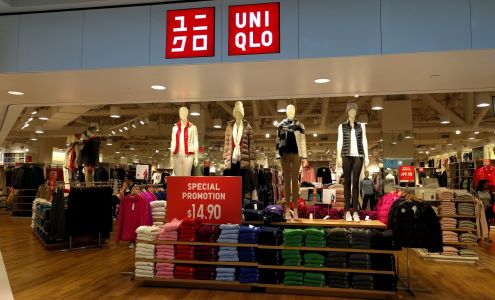 UNIQLO Stonestown Galleria