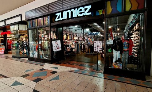 Zumiez