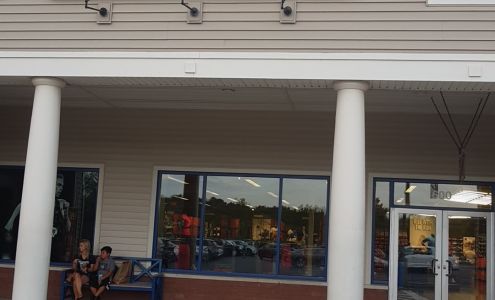 Nike Factory Store - Wrentham