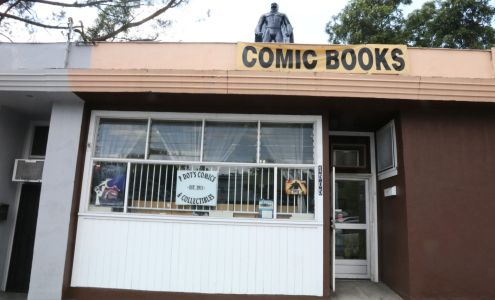 P Dot's Comics & Collectibles