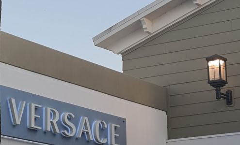 UGG San Francisco Premium Outlet