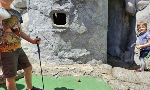 Sand 'n' Surf Wicker & Gifts