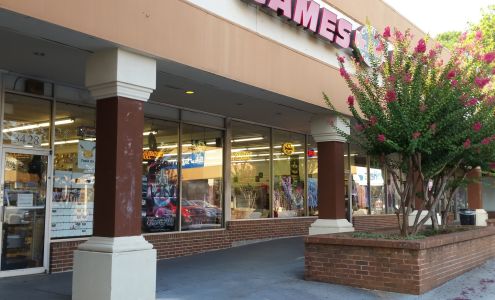 Dr No's Comics and Games SuperStore
