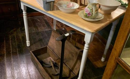 VintageKats Vintage Finds Walnut