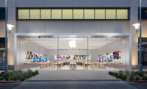 Apple Summerlin