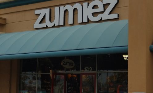 Zumiez