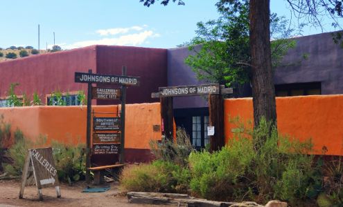 Johnsons Of Madrid Galleries of Fine and Fiber Art Madrid