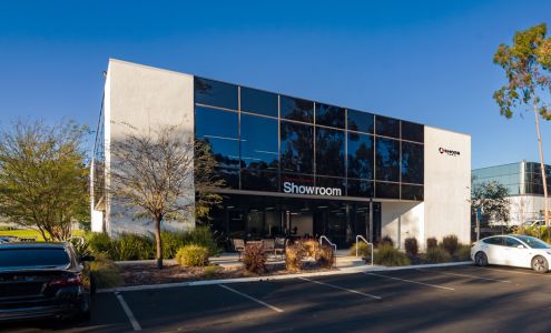 Shore Total - Showroom