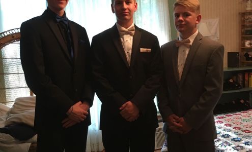 C.J.'s Tuxedo Beech Creek