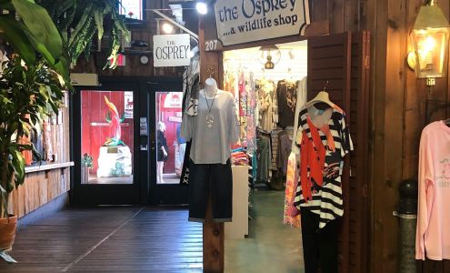 Back of the Bay Boutique in Tin City