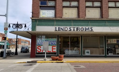 Lindstrom's TV & Appliance