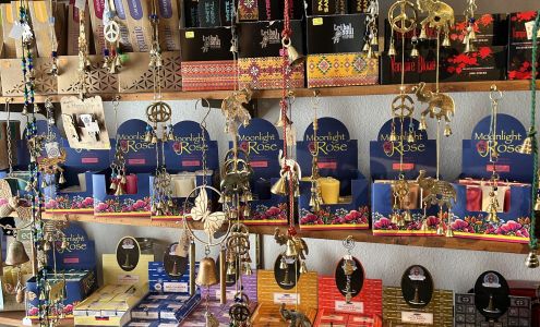 Silver Lining Boutique