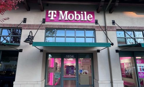 T-Mobile Authorized Retailer