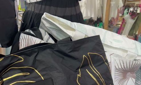 Lizard Thicket Boutique