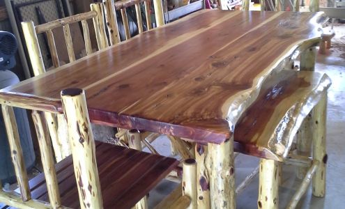 Larry's Cedar Creations Park Hill