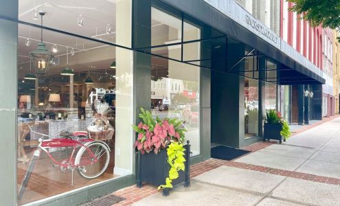 Lulie's Riverside Gourmet