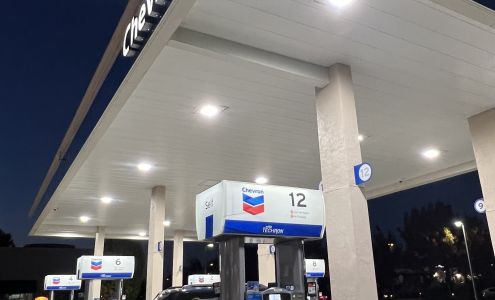 Chevron | Broadstone Plaza