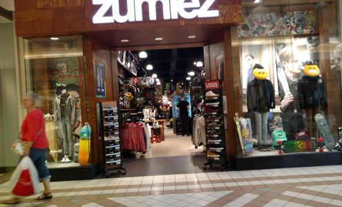 Zumiez