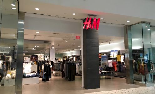 H&M Pleasanton