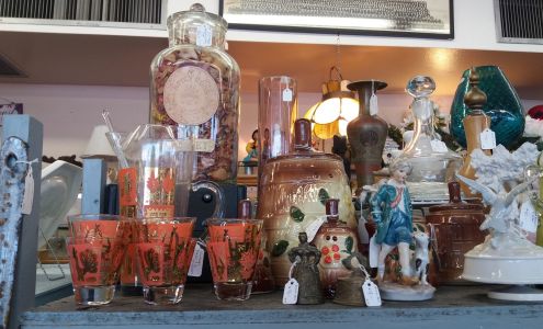 Vagabonds Trinkets & Treasures